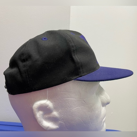 Rare & Vintage Goofy’s Hat Co Old School Disney Mickey Mouse Youth SnapBack Hat - Picture 5 of 10